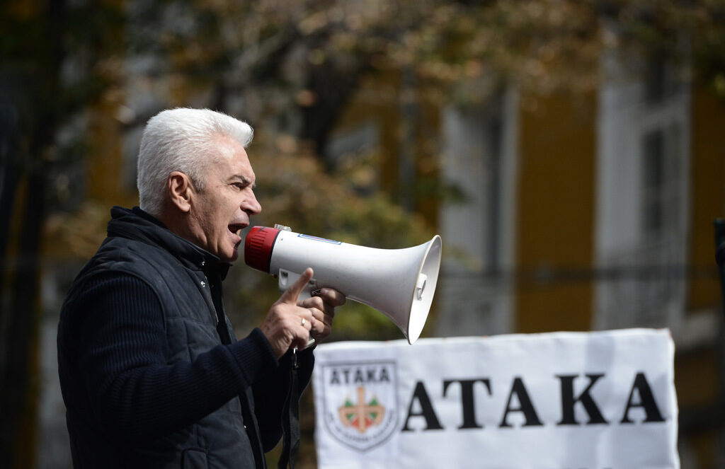 И двете жалби се отнасят до серията антималцинствени публикации и речи на Сидеров в различни медии, на митинги и в парламента