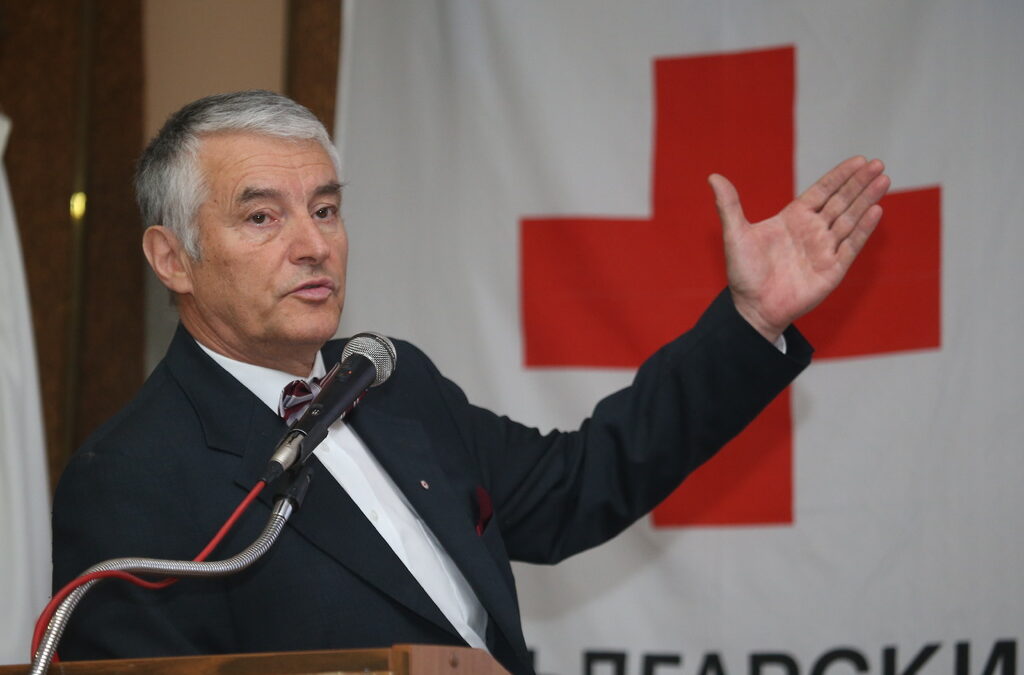 Акад. Христо Григоров, председател на Българския Червен кръст: "Знанието и информацията са сила"