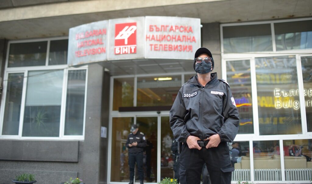 Изследване: БНТ дава най-много време на представители на правителството
