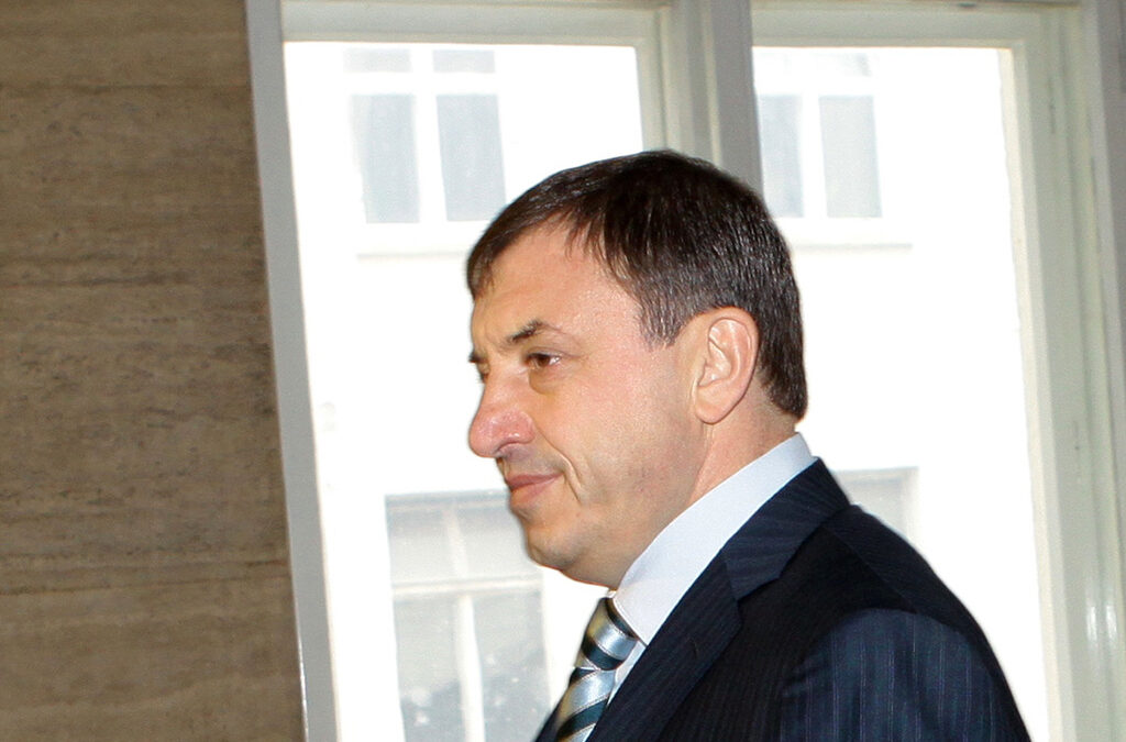 Алексей Петров