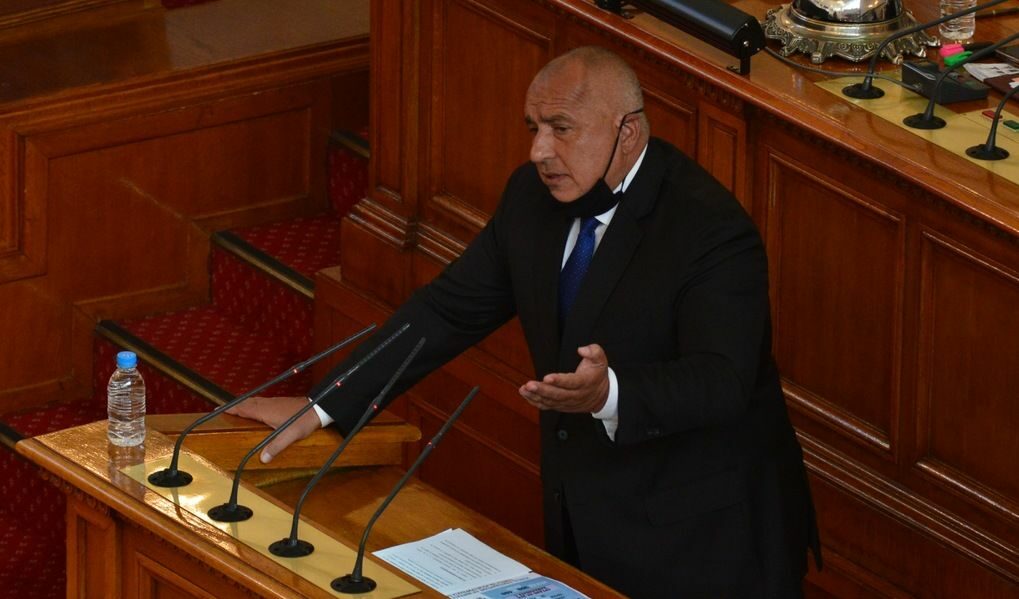 Премиерът е ходил в парламента средно по два пъти на година.