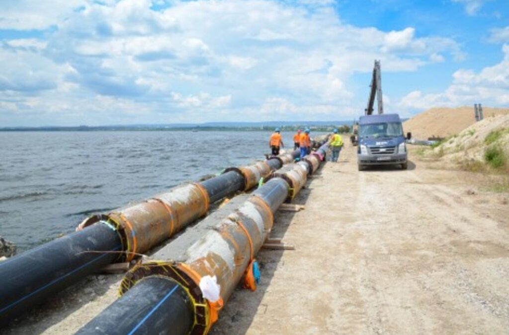 Община Варна: Няма ремонт на ремонта. Търси се техника за прокопаване на траншея в езерото Община Варна: Няма ремонт на ремонта. Търси се техника за прокопаване на траншея в езерото
