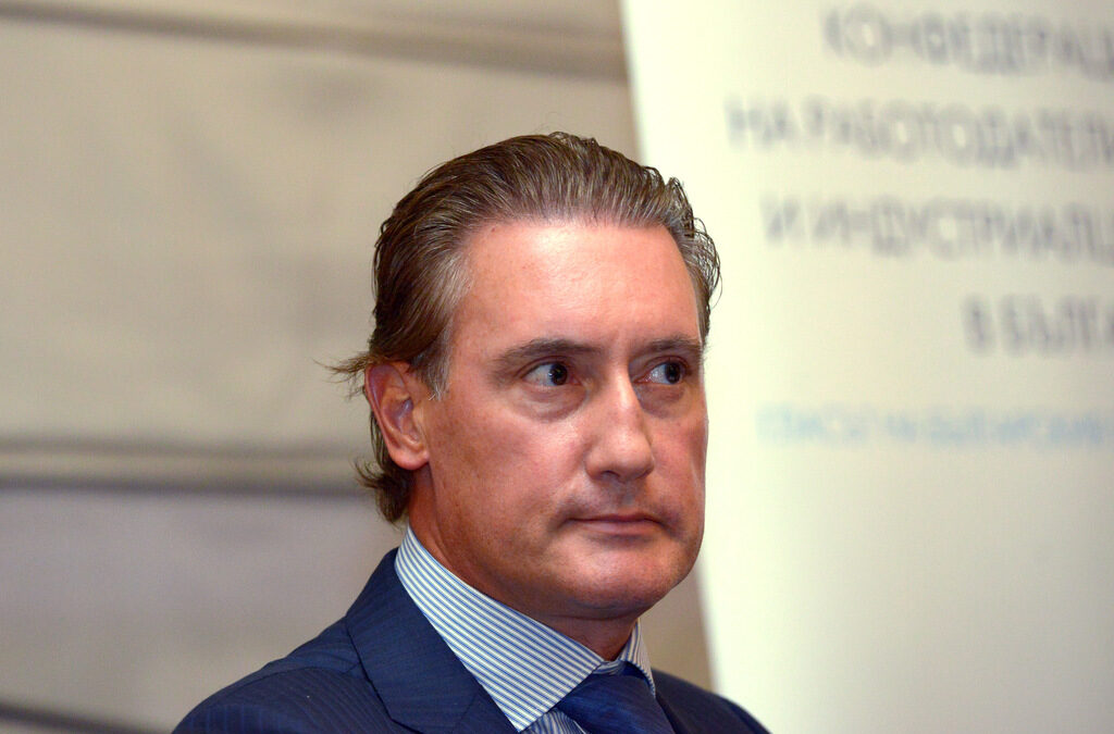 Кирил Домусчиев