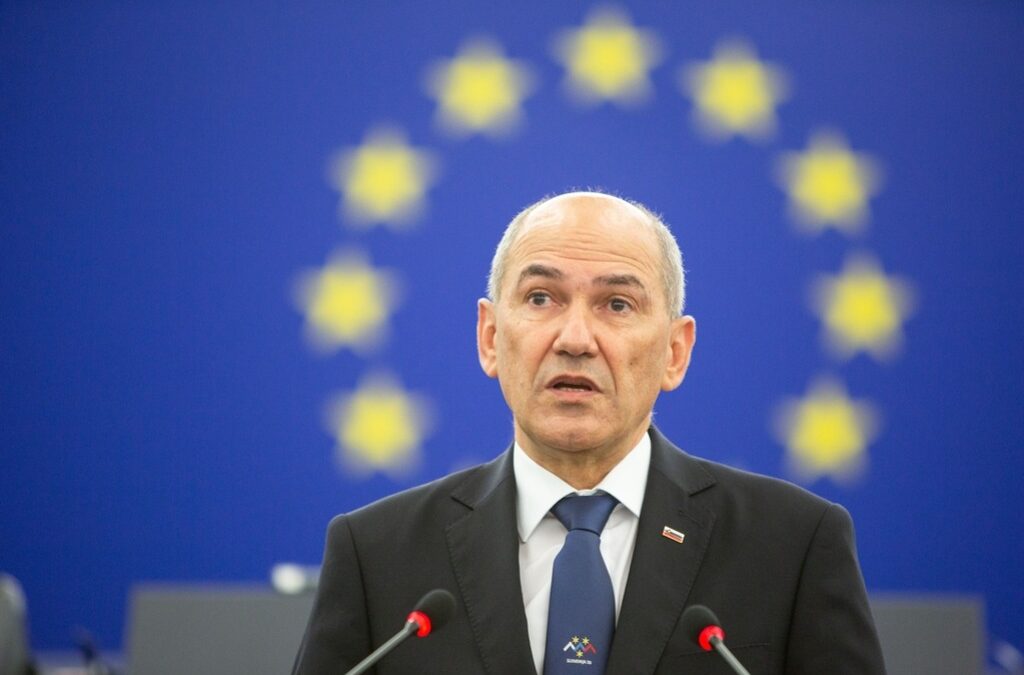 Премиерът Янез Янша представи пред Европейския парламент приоритетите на словенското председателство на Съвета на ЕС до края на годината