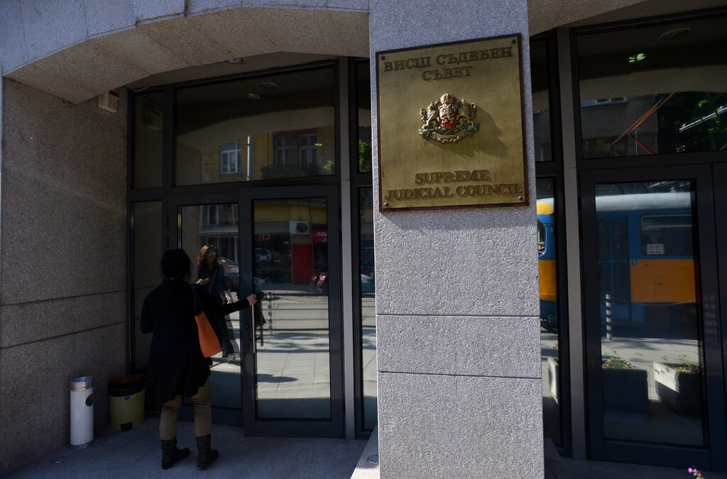 Съюзът на съдиите в България за пореден път настоя за оставката на Висшия съдебен съвет заради серията от натрупани проблеми, които все още чакат решение.