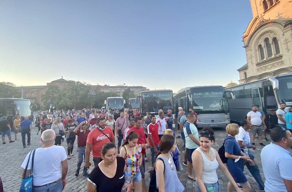 Национален протест във вторник блокира кръстовища и гранични пунктове, спира автобусите