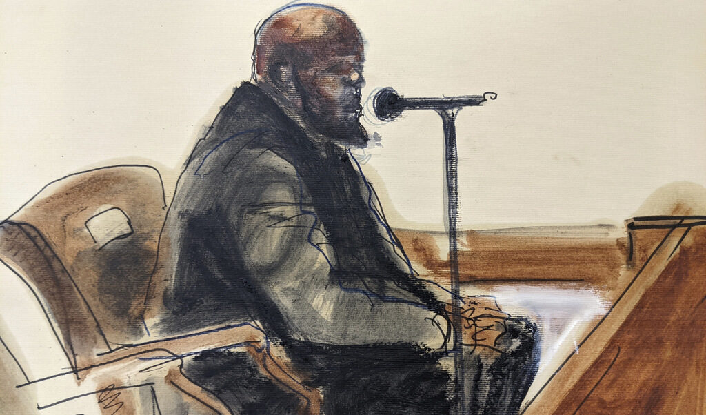 Певецът R Kelly е ръководил мрежа за сексуална експлоатация, реши съд в САЩ