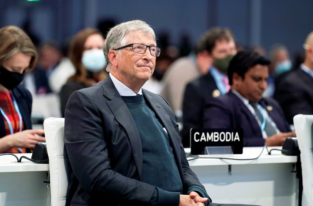Коронавирусът по света: Бил Гейтс инвестира в компания, разработваща ваксина