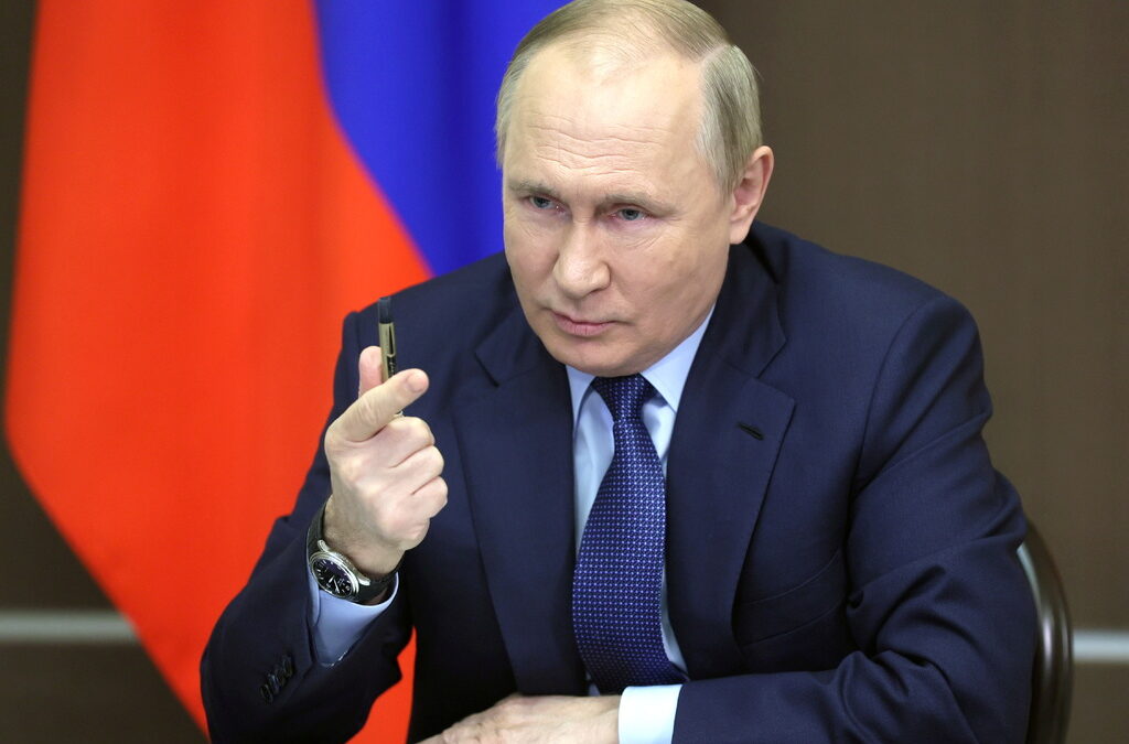 Коронавирусът по света: Путин се реваксинирал два пъти, втория път - назално