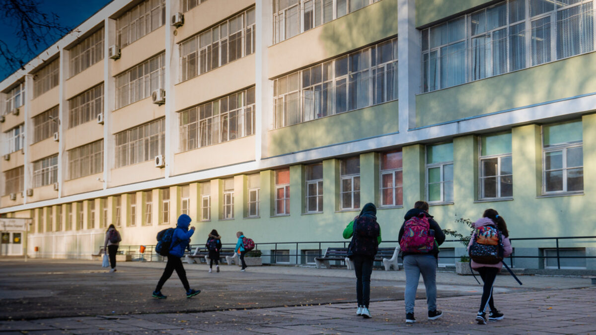 Учителски организации настояват за по-дълга междусрочна ваканция Учителски организации настояват за по-дълга междусрочна ваканция