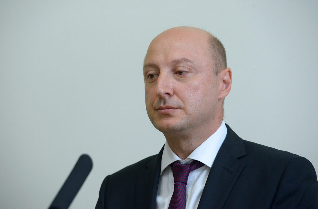 Министърът на финансите в служебния кабинет Валери Белчев.
