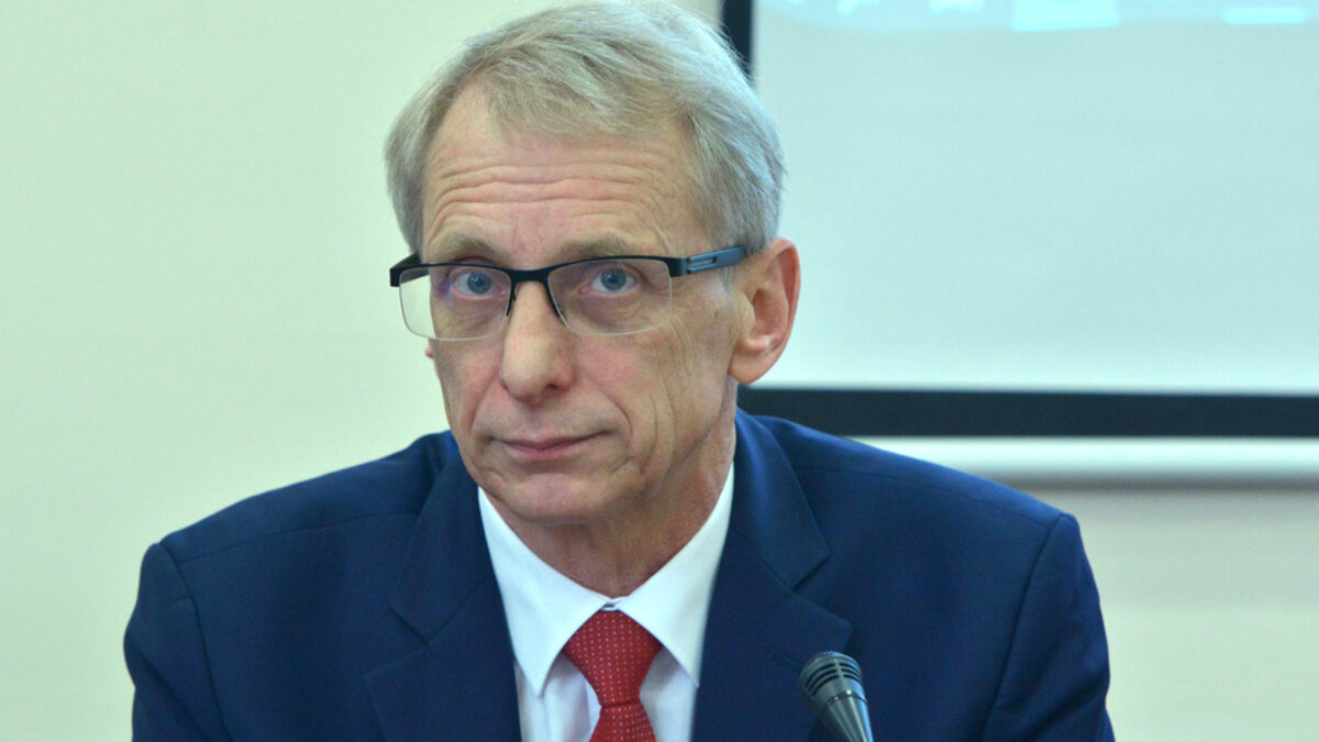 Николай Денков участва в преговорите по тема образование и беше избран за образователен министър Николай Денков участва в преговорите по тема образование и беше избран за образователен министър
