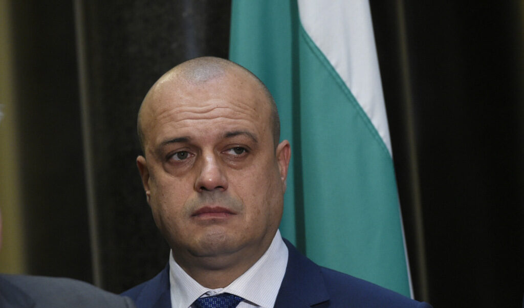 Христо Проданов иска кредитна линия към банката за развитие за представителите на туризма Христо Проданов иска кредитна линия към банката за развитие за представителите на туризма