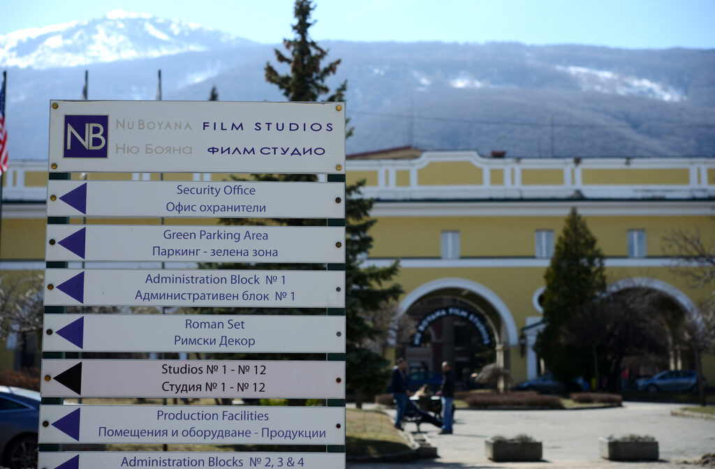Филмовите асоциации искат спешни мерки след "нулева" 2021 г.