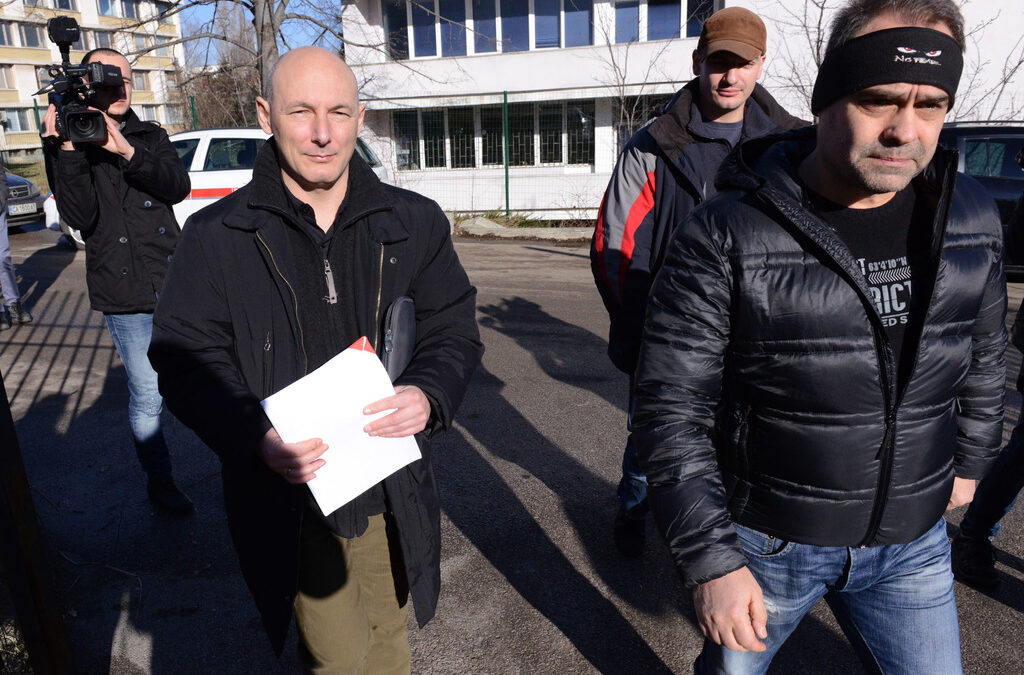 Чобанов смята, че заплахата срещу него е свързана с последното му разследване срещу Пеевски.