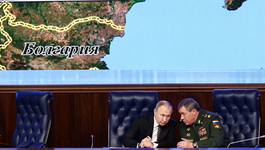 Президентът на Русия Владимир Путин и началникът на Генералния щаб на руската армия Валерий Герасимов