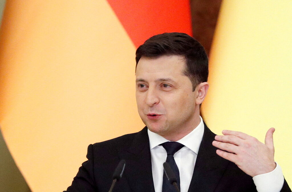 Украинският президент даде 24 часа на държавните служители да се върнат в страната