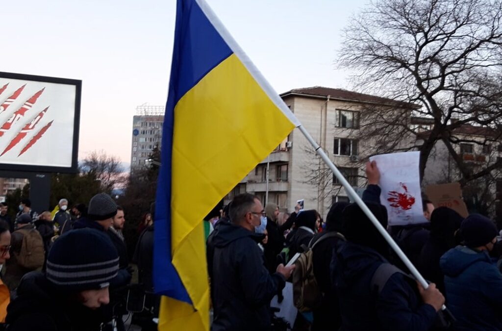 А народ, който не се предава, не може да бъде победен!