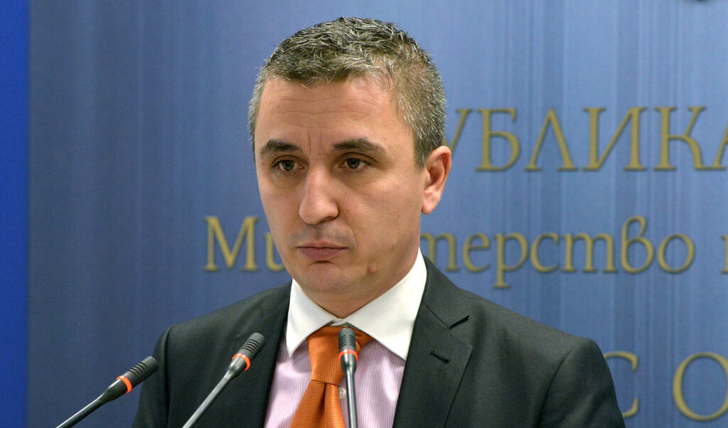 Енергийният министър не вижда смисъл от АЕЦ "Белене", а от нов реактор в Козлодуй