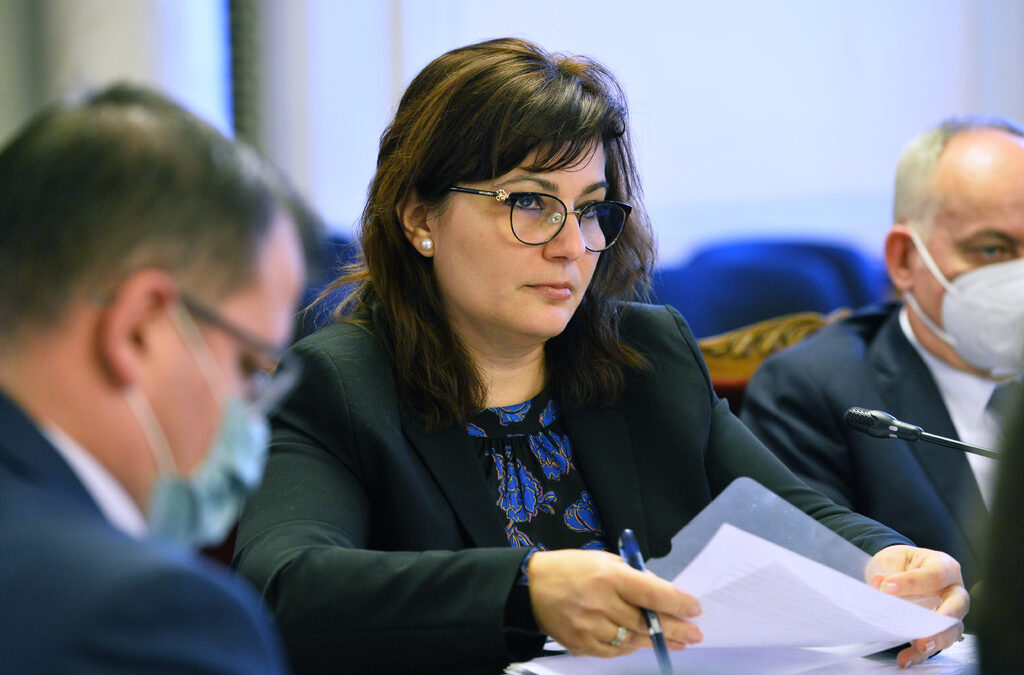 Здравният министър смени директора на агенцията, контролираща здравната система