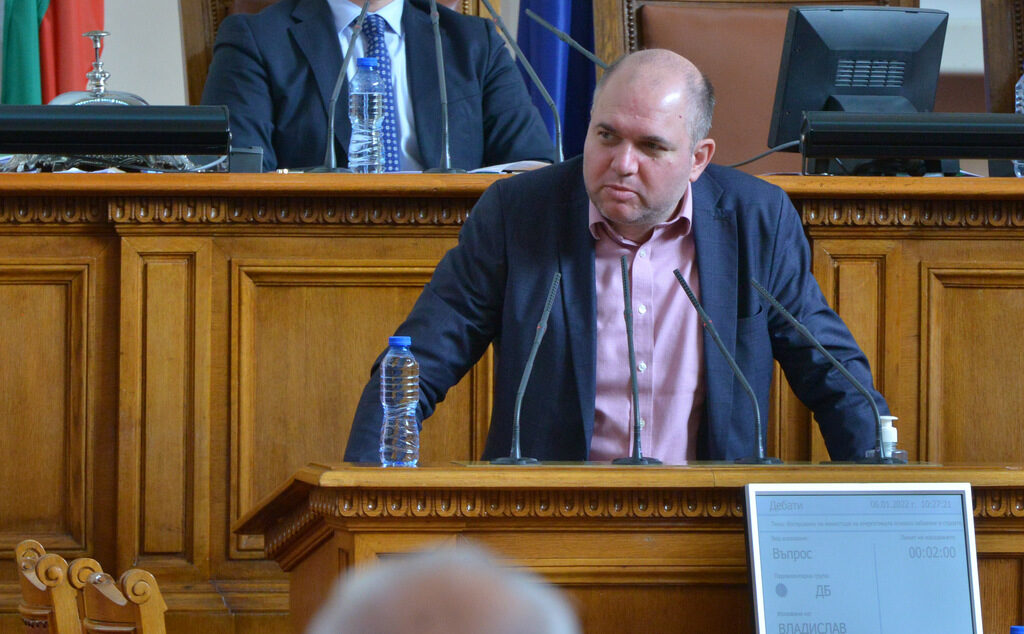 "Зелено движение" ще предложи украинският президент Зеленски да бъде изслушан в парламента