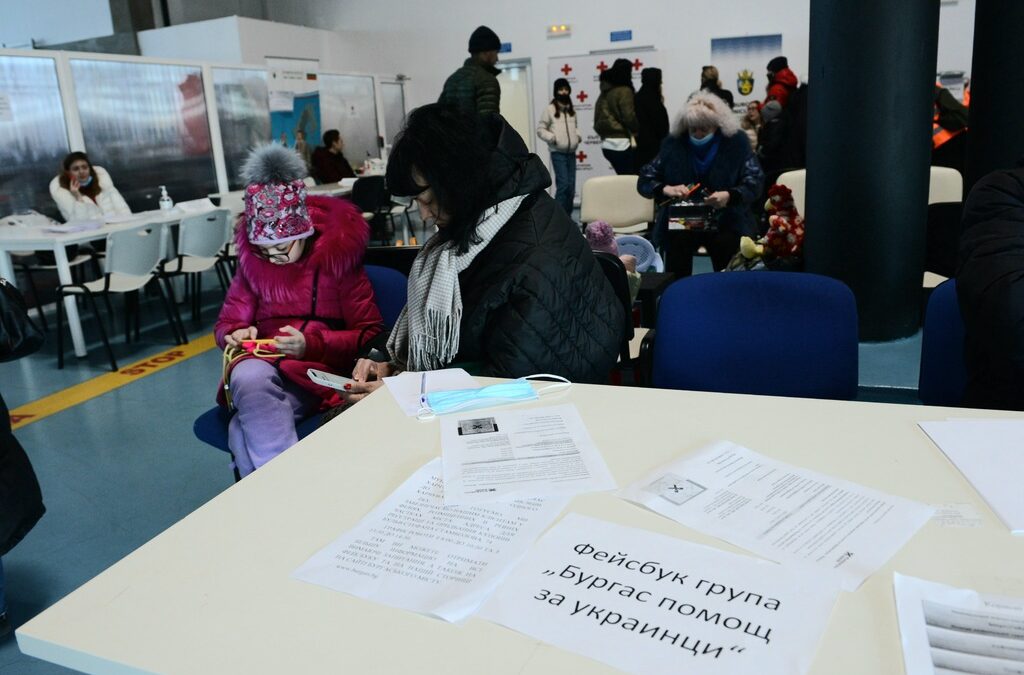 Започва плащането на хотелиери, настанили бежанци от Украйна