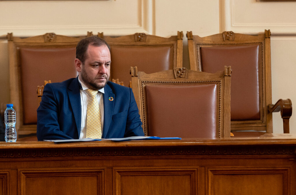 Сандов освободи директора на регионалната екоинспекция в Бургас