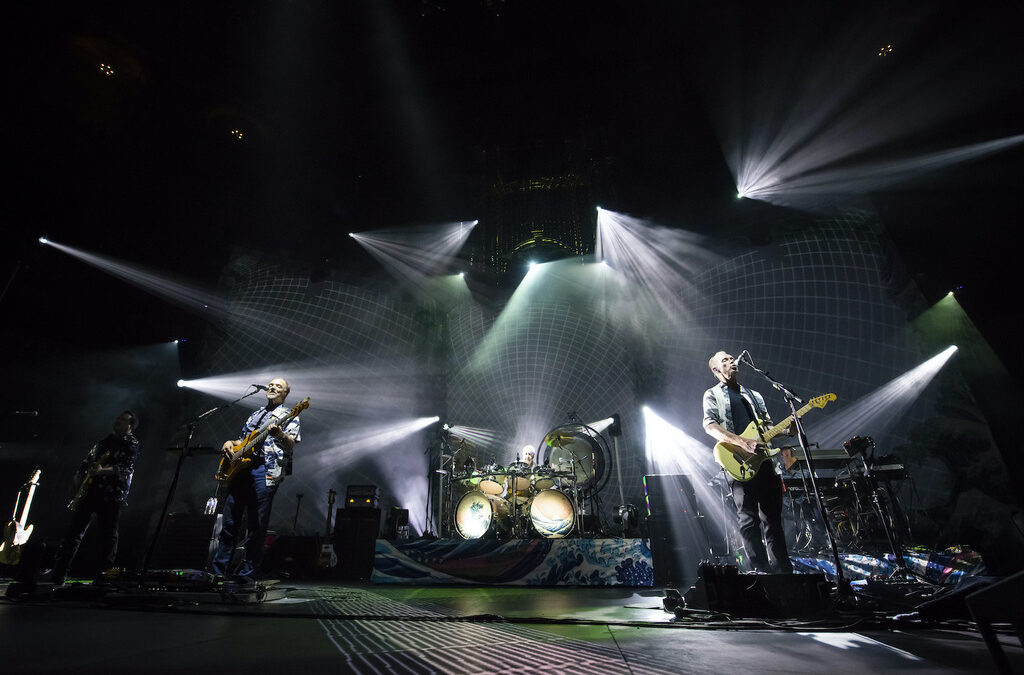 Легендарният барабанист на Pink Floyd Ник Мейсън идва с групата си за концерт в София