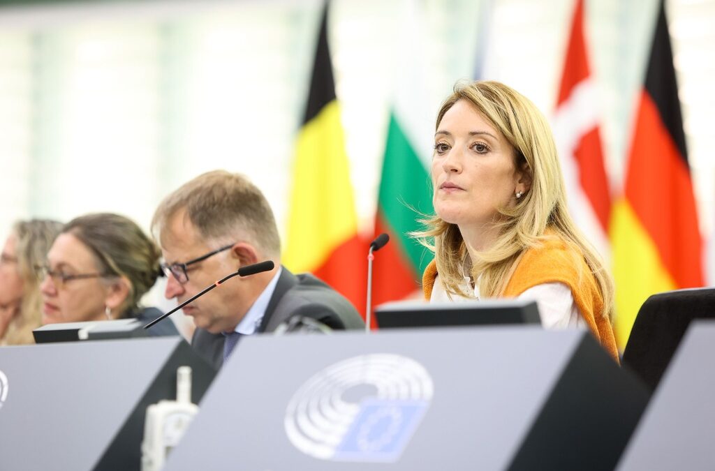 Председателят на Европейския парламент ще изложи позицията на евродепутатите пред европейските лидери след две седмици, ако темата бъде включена в срещата на върха на ЕС