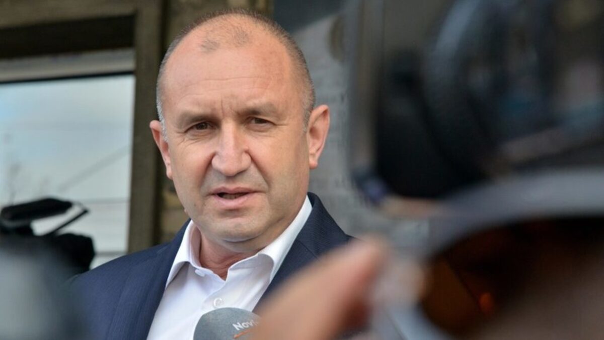 Президентът иска партиите да изгладят противоречията си