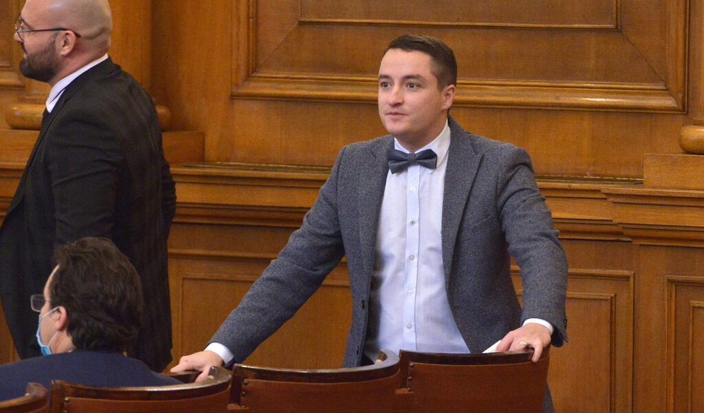 Явор Божанков: Петков понесе вината си за руските дипломати, време е Радев да направи същото Явор Божанков: Петков понесе вината си за руските дипломати, време е Радев да направи същото
