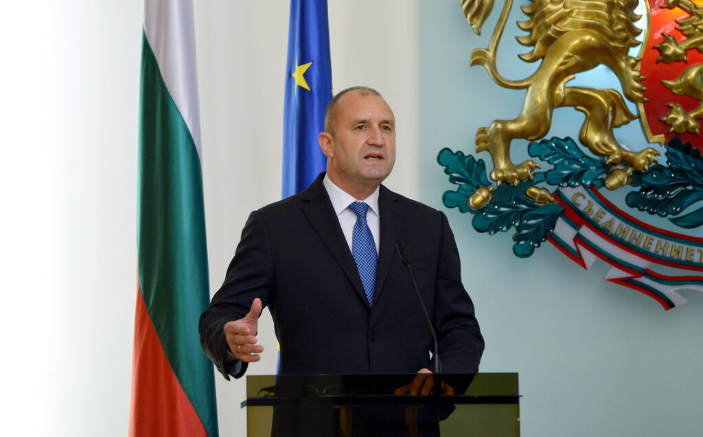 Румен Радев