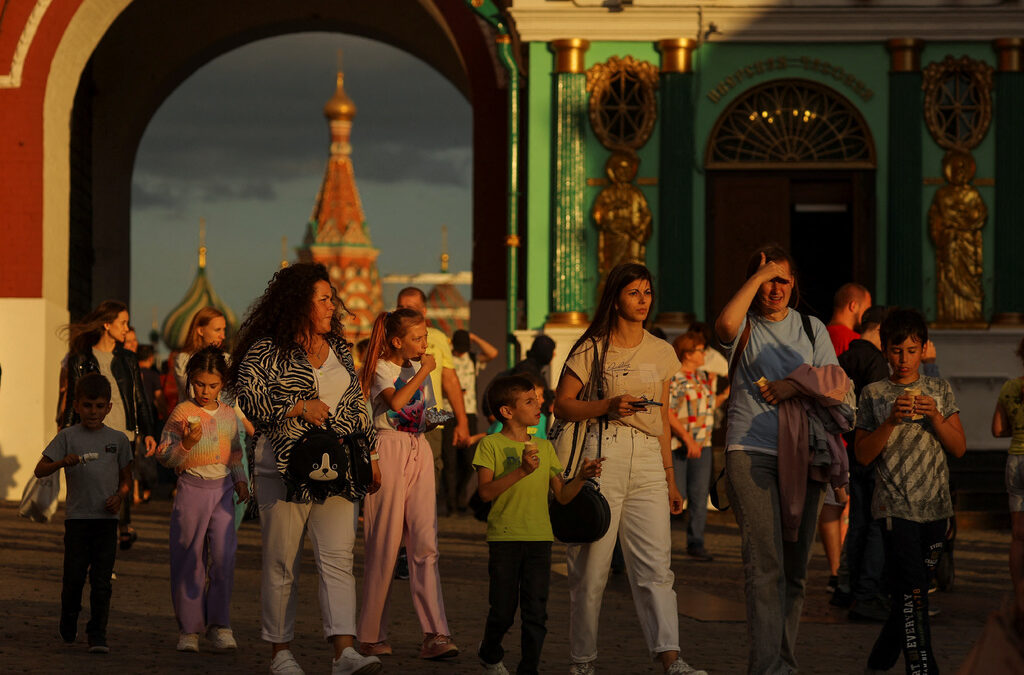 Заболелите от COVID-19 в Москва се удвоиха за ден