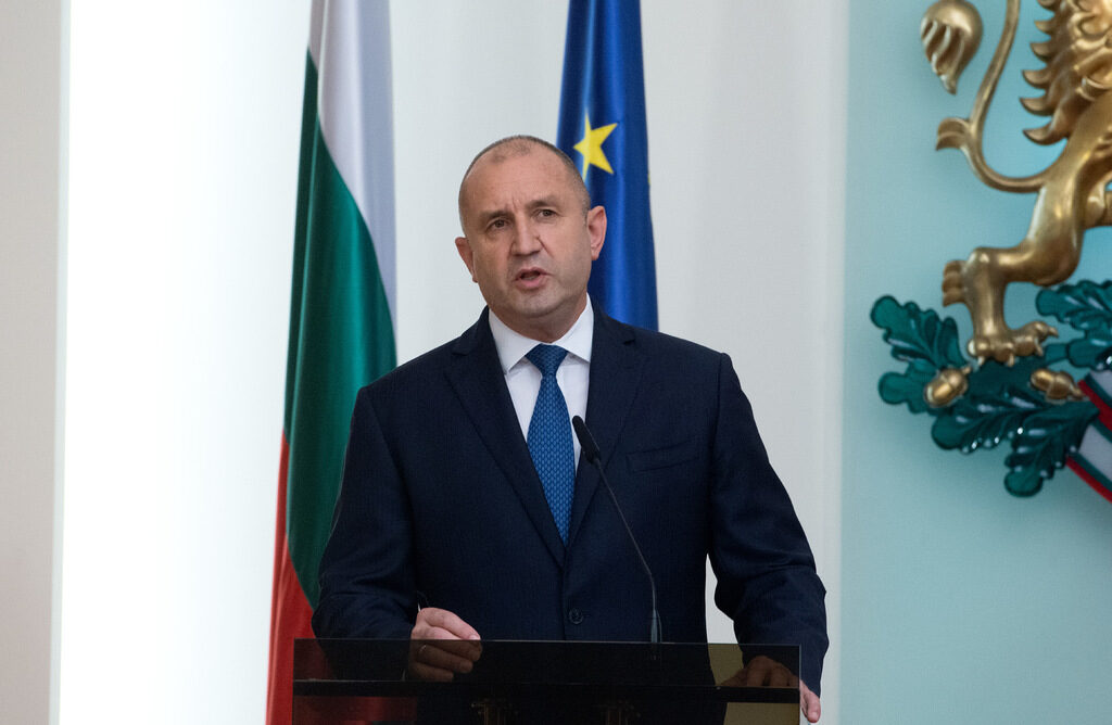 Румен Радев