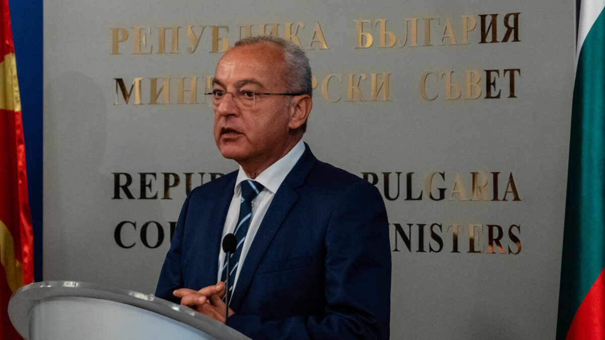 Гълъб Донев