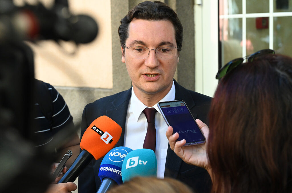 Служебният министър на правосъдието посочи, че са предвидени срещи с главния прокурор и членове на Висшия съдебен съвет