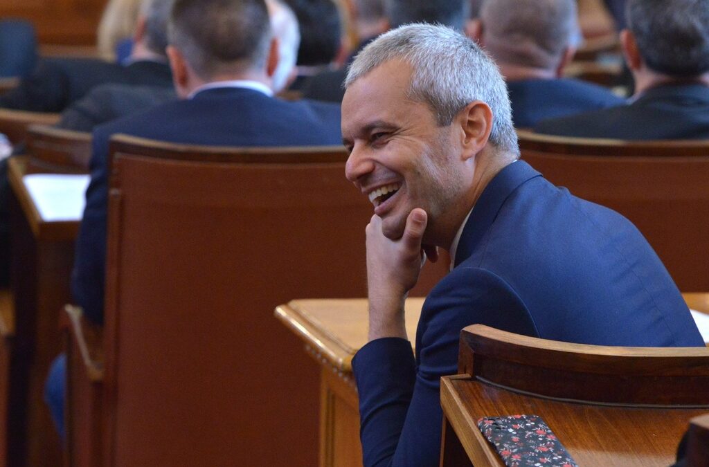 Костадин Костадинов в последния парламент