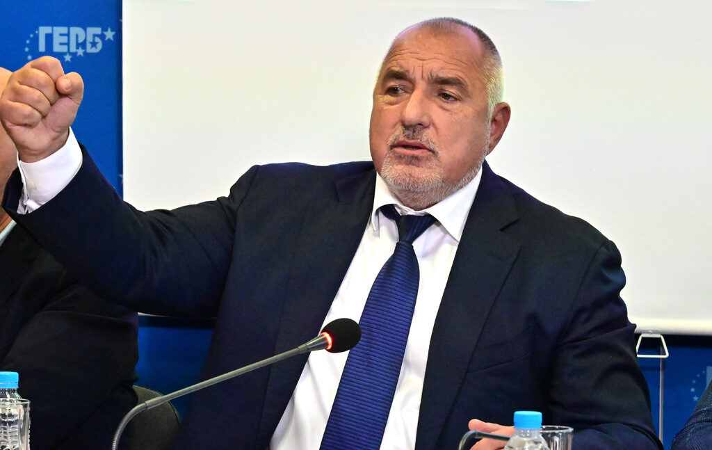 Офертата на ГЕРБ към ДБ и ПП е те да се съгласят с "малко правова" държава и с временно суспендиране на политическата етика. Няма как да стане.