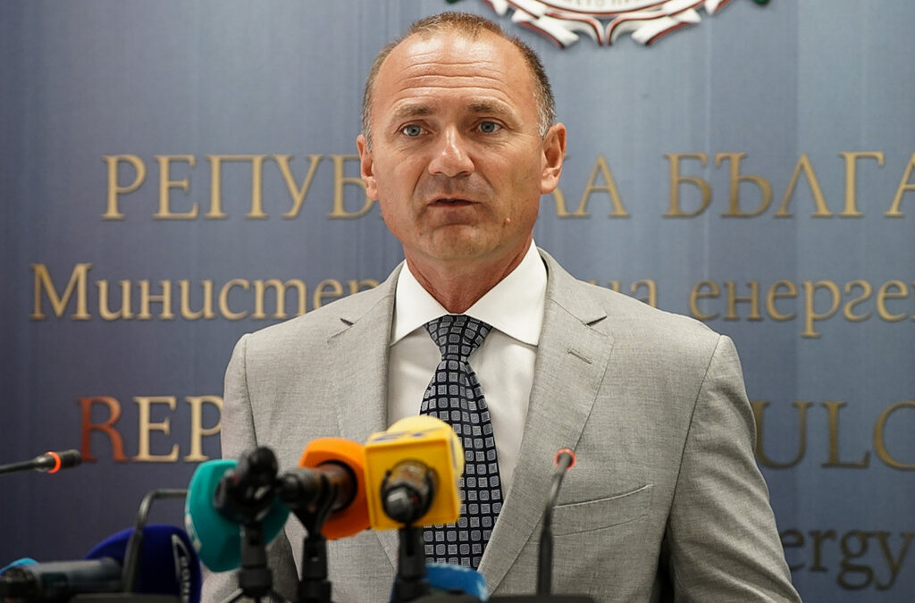 Ток на пазарни цени ще плащат битовите потребители с много висока консумация