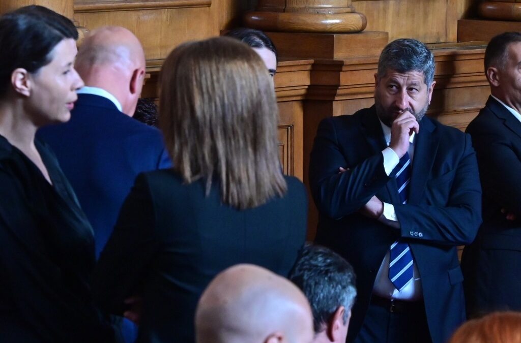 Христо Иванов: За управление трябва компромис, но не ни трябва управление на компромиса