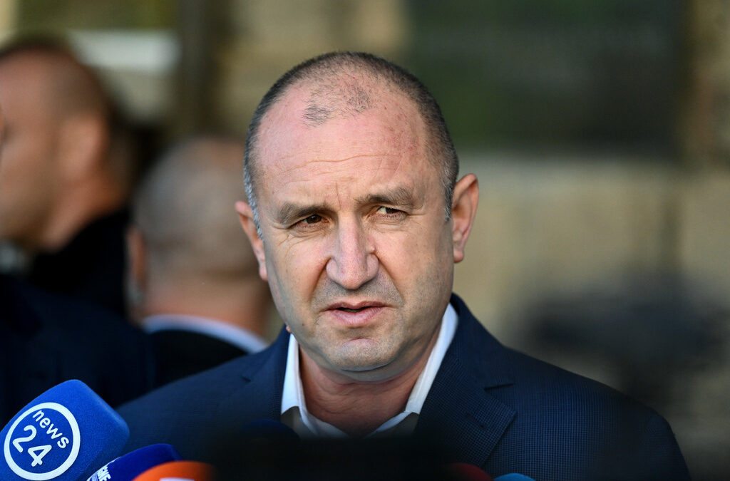 Румен Радев