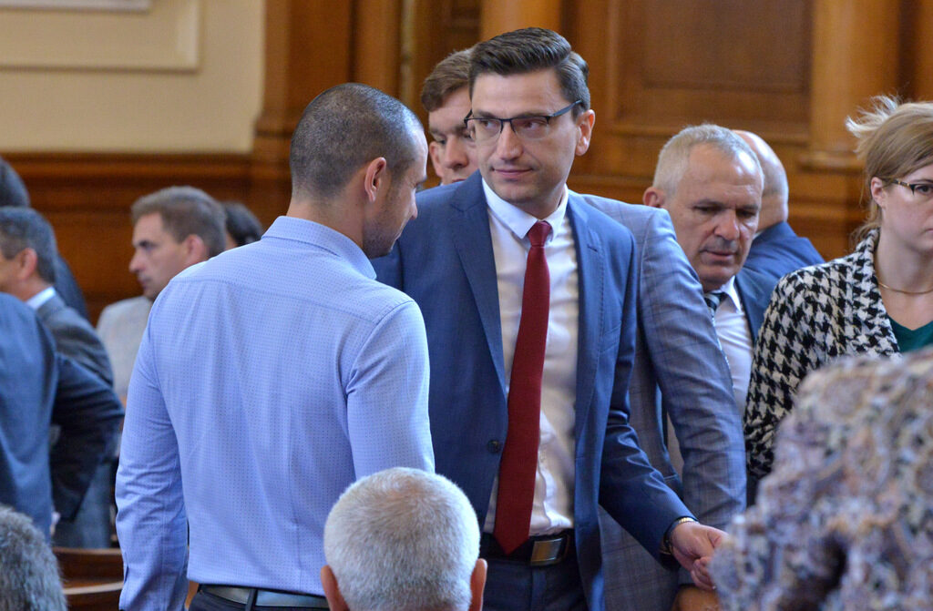Депутати обявиха изслушването на министъра за обсъждане на "нероден Петко"