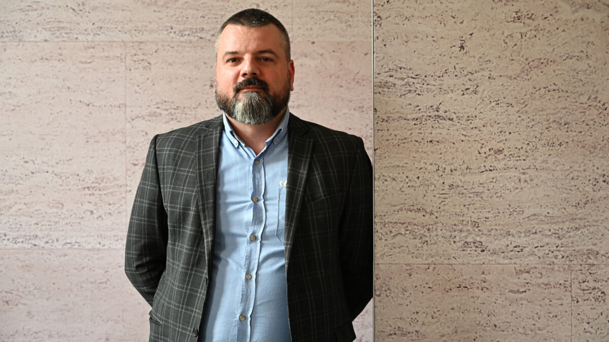 Петър Кирков