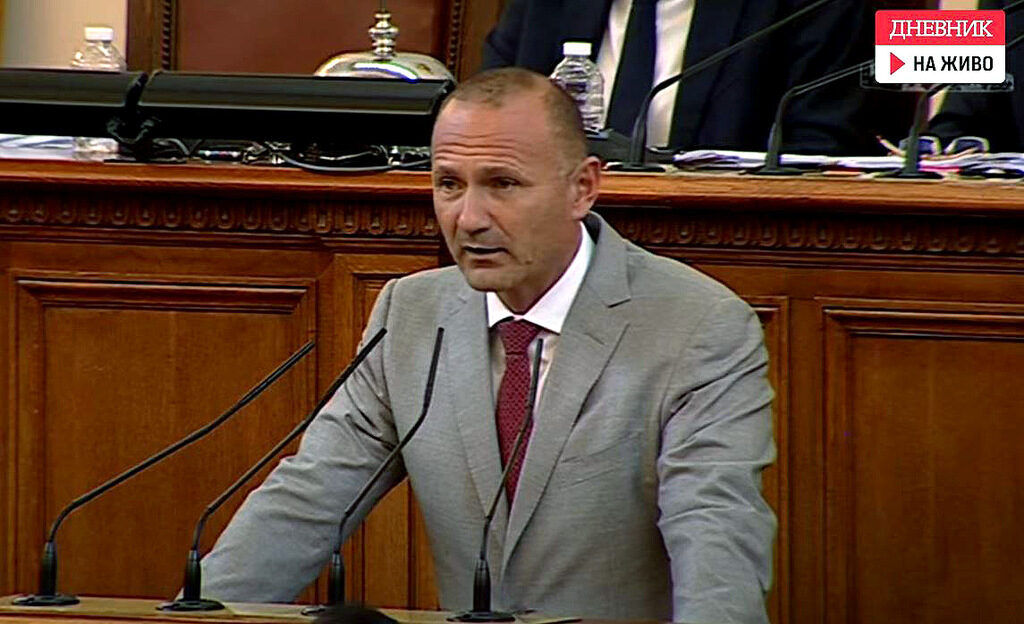 Росен Христов: Служебният кабинет успя да овладее цените на газа (обобщение)
