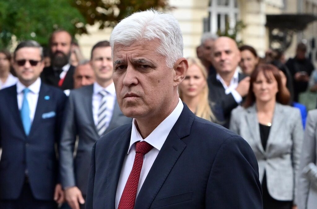Димитър Стоянов, министър на отбраната в служебното правителство