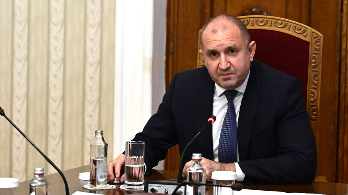 Румен Радев