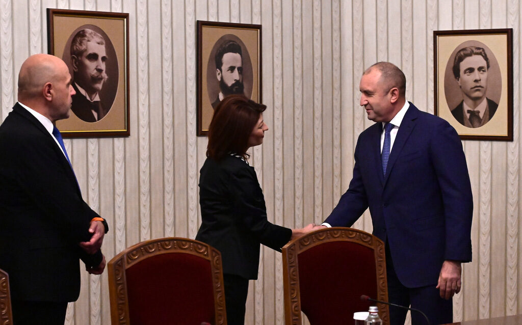 ГЕРБ отива за мандата със заявка да предложи правителство