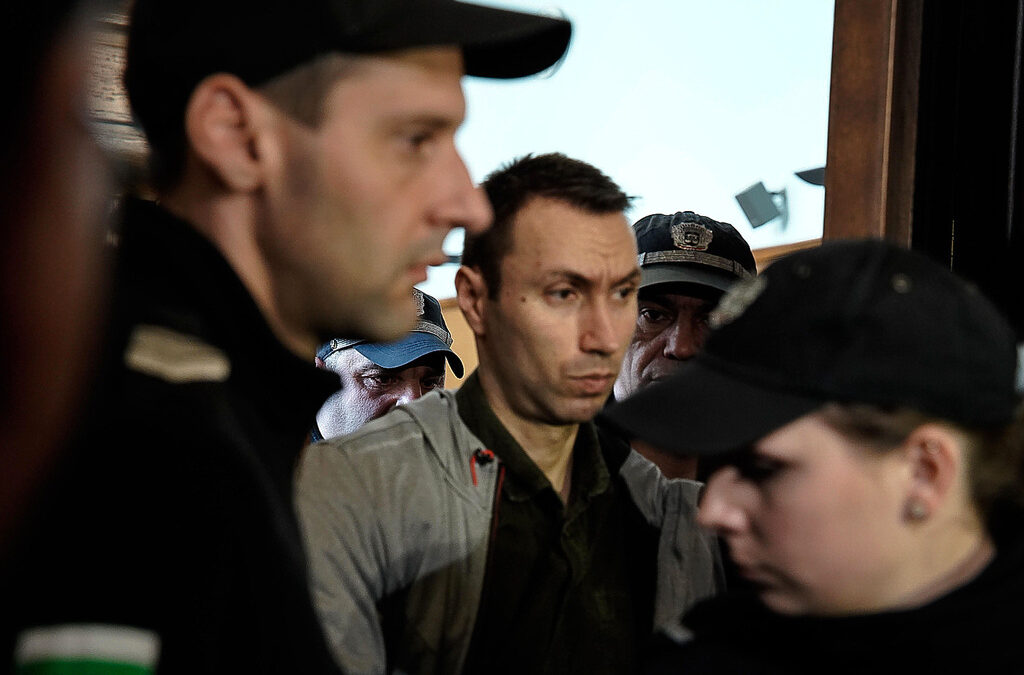 Подсъдимият Орлин Владимиров, обвинен за убийството на съпругата си Евгения Подсъдимият Орлин Владимиров, обвинен за убийството на съпругата си Евгения