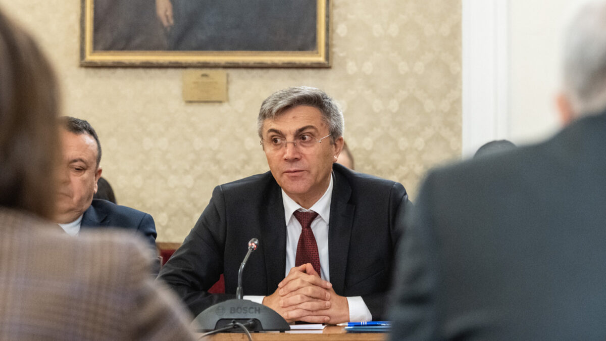 ДПС обяви, че по-скоро ще подкрепи правителството на Николай Габровски