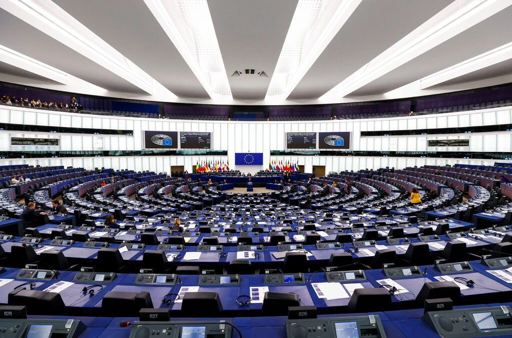 Парламентът на вратичките: защо скандалът с Катар в сърцето на ЕС беше неизбежен